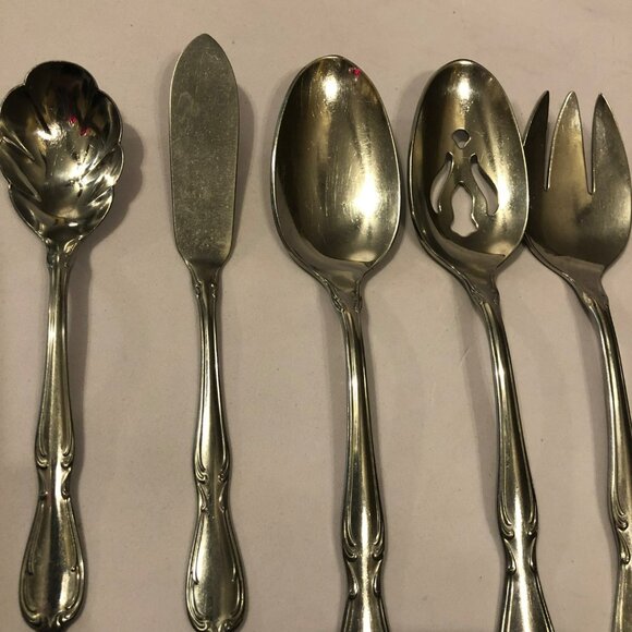 Oneida Victorian Manor 5 Piece Hostess Set Stainless Cutlery Flatwear - Picture 2 of 7